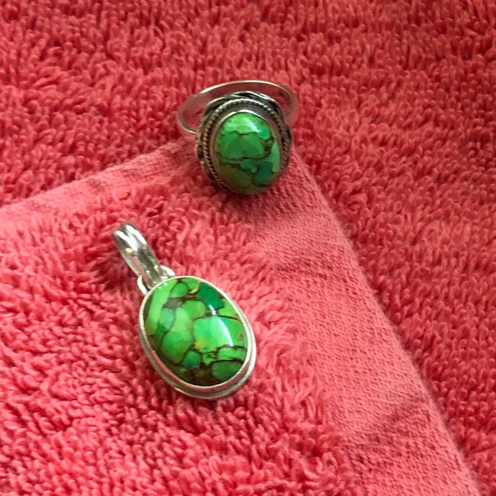 Green turquoise bundle; ring & pendant